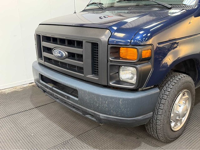 Ford - xl - wagon e150 - personenauto - 2009 - afbeelding 21 van  33