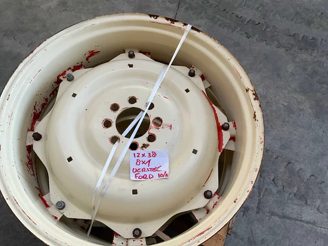 Ford 00 en 10 series velg (2x) - afbeelding 5 van  5