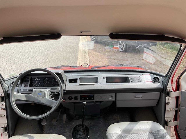 Ford 1985 mk2 brandweerwagen - afbeelding 52 van  61