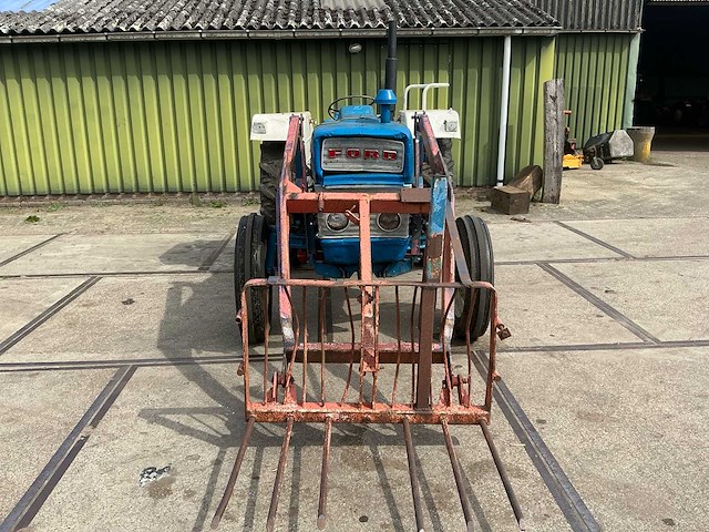 Ford 2000 oldtimer tractor - afbeelding 8 van  14