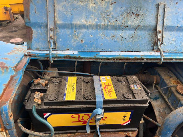 Ford 3000 oldtimer tractor - afbeelding 7 van  8