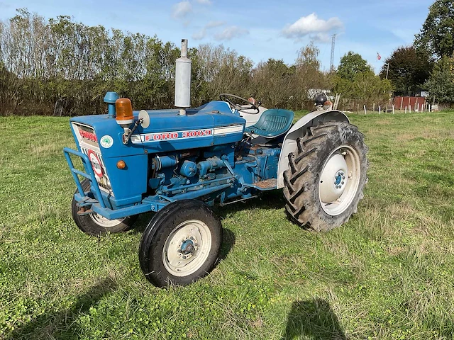 Ford 3000 tweewielaangedreven landbouwtractor - afbeelding 19 van  21