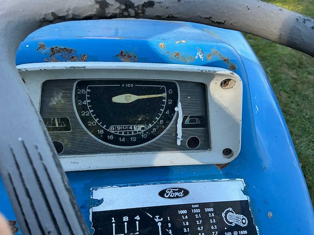 Ford 3000 tweewielaangedreven landbouwtractor - afbeelding 18 van  19