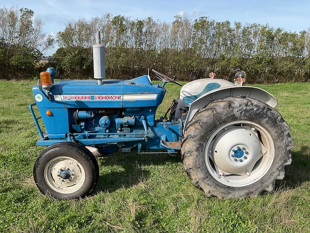 Ford 3000 tweewielaangedreven landbouwtractor - afbeelding 20 van  21