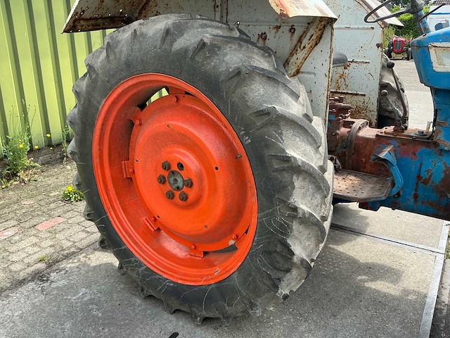 Ford 4000 oldtimer tractor - afbeelding 14 van  20