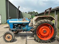Ford 4000 oldtimer tractor - afbeelding 4 van  20