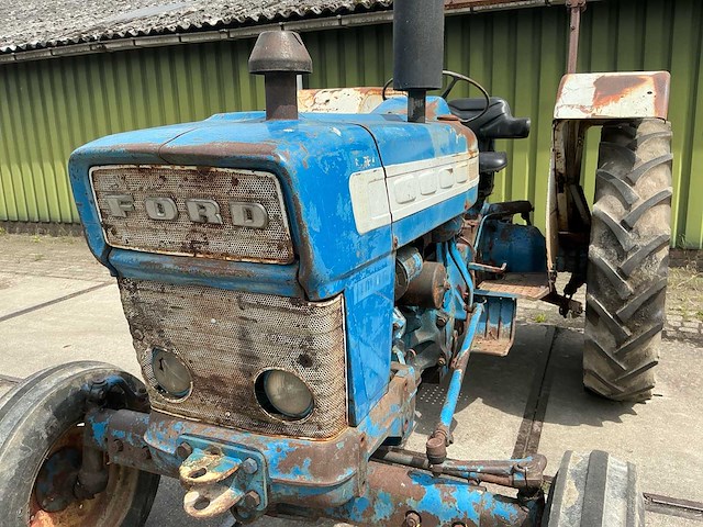 Ford 4000 oldtimer tractor - afbeelding 3 van  19