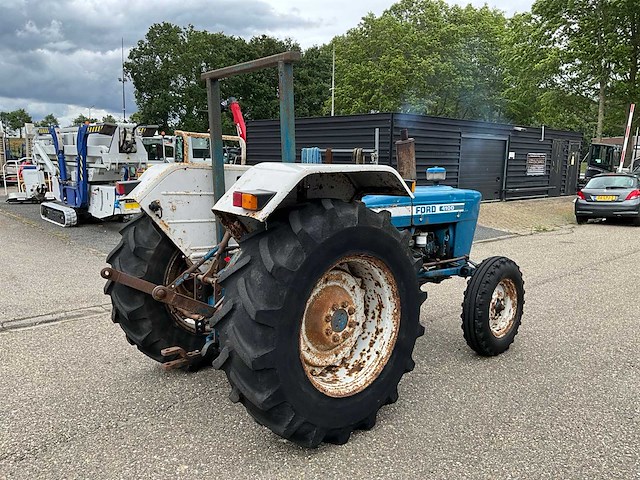 Ford 4100 oldtimer tractor - afbeelding 19 van  23