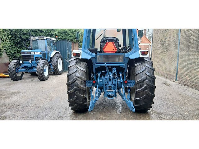 Ford 6610 4wd tractor - afbeelding 9 van  10
