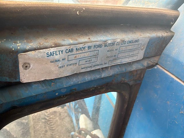 Ford 7710 vierwielaangedreven landbouwtractor - afbeelding 17 van  26