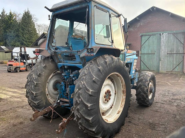 Ford 7710 vierwielaangedreven landbouwtractor - afbeelding 22 van  26