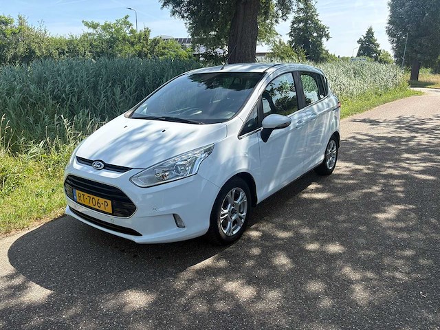 Ford b-max 1.0 ecob. titanium ; rt-706-p - afbeelding 1 van  26