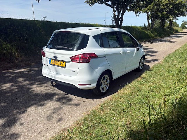Ford b-max 1.0 ecob. titanium ; rt-706-p - afbeelding 24 van  26