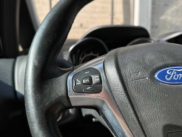 Ford b-max 1.0 ecoboost style 101pk 2017, k-842-pv - afbeelding 13 van  48