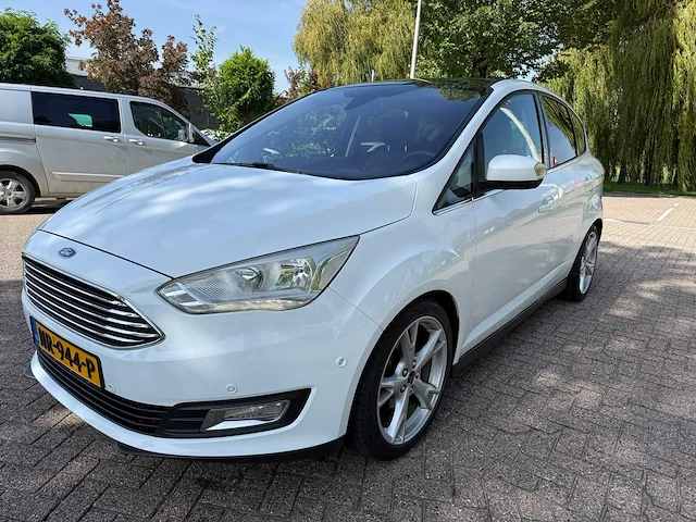 Ford c-max 1.0 titanium, * nr-944-p - afbeelding 1 van  24