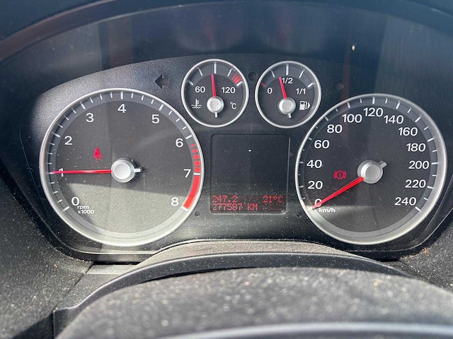 Ford c-max 1.8-16v trend 2007 | 13-xp-rz i - afbeelding 6 van  13