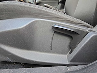 Ford c-max 2.0 plug-in hybrid titanium plus 2015 | gv-862-t i - afbeelding 30 van  33