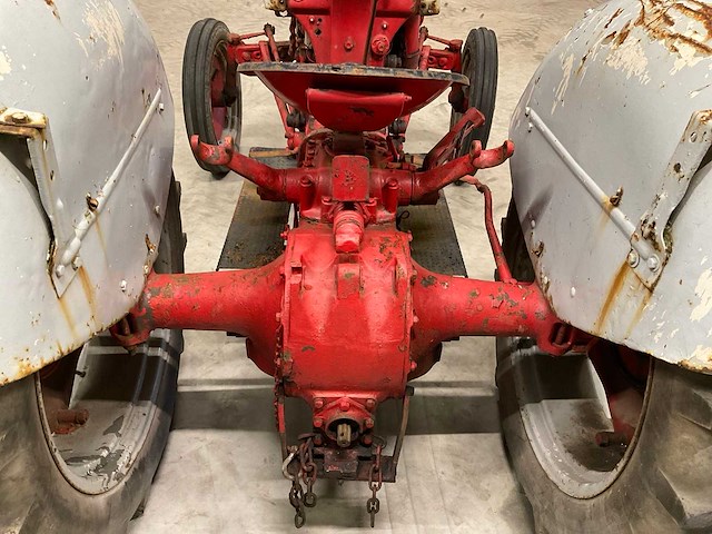 Ford dearborn oldtimer tractor - afbeelding 4 van  15