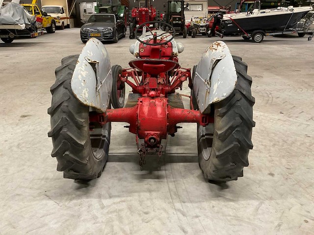 Ford dearborn oldtimer tractor - afbeelding 11 van  15