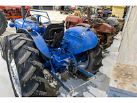Ford dexta oldtimer tractor - afbeelding 8 van  11