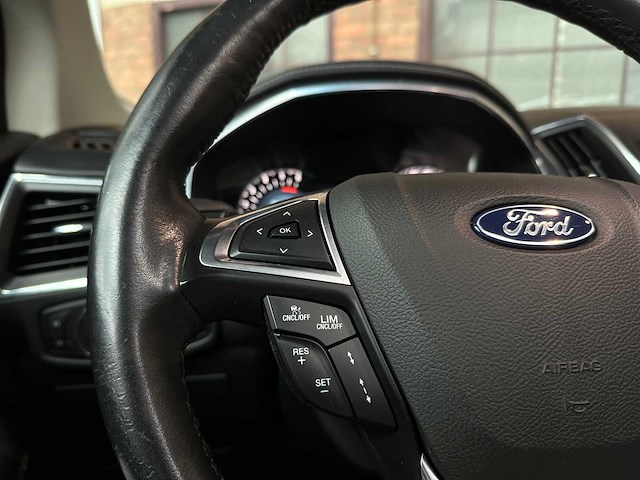 Ford edge 2.0 tdci vignale 210pk 2018, tr-496-b - afbeelding 19 van  48