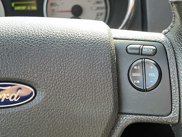 Ford explorer 4x4 | jdb-03-n - afbeelding 5 van  36