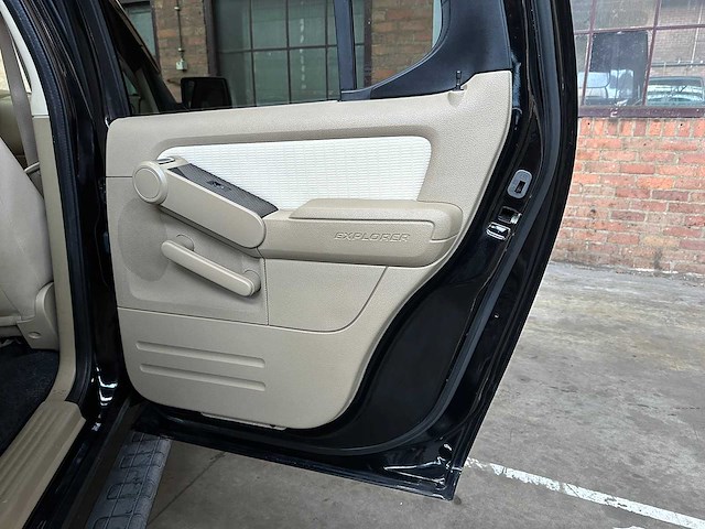 Ford explorer sport trac pick-up 4.0 v6 210pk 2007 yountimer - afbeelding 31 van  43