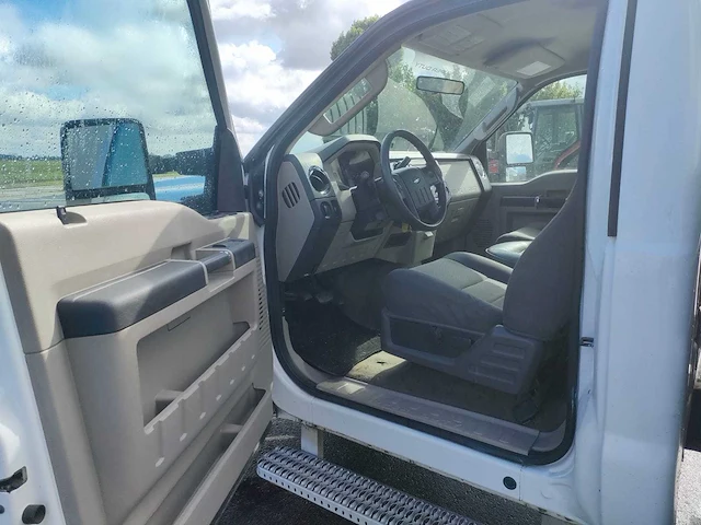 Ford f-350 bedrijfswagen - afbeelding 7 van  10