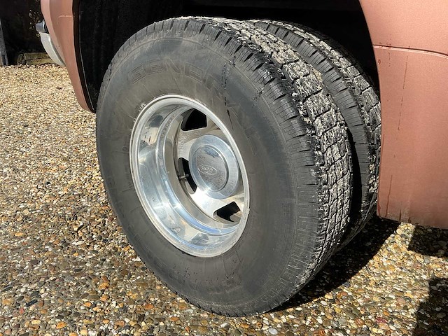 Ford f-350 youngtimer > 15 - afbeelding 22 van  47