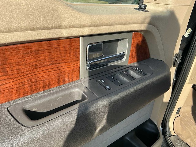 Ford f150 lariat f150 lariat bedrijfswagen - afbeelding 12 van  40