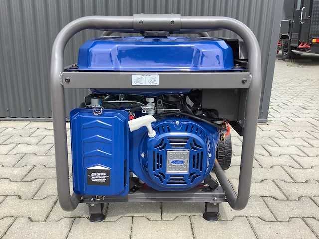 Ford fgt-9250e 230/400 volt e-start stroomgenerator - afbeelding 18 van  21