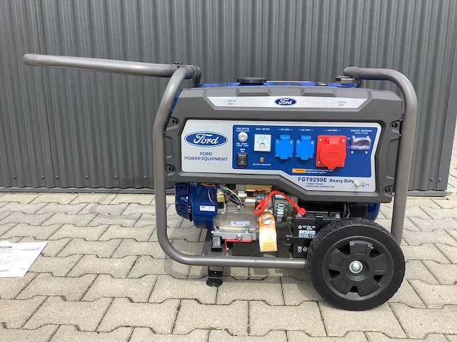 Ford fgt-9250e 230/400 volt e-start stroomgenerator - afbeelding 14 van  21