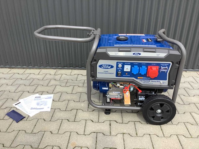 Ford fgt-9250e 230/400 volt e-start stroomgenerator - afbeelding 5 van  9
