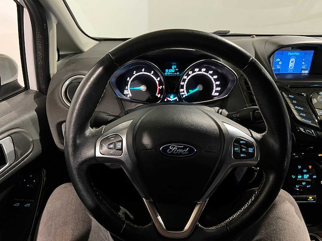 Ford fiesta 1.0 ecob. titanium, pb-384-p - afbeelding 2 van  15