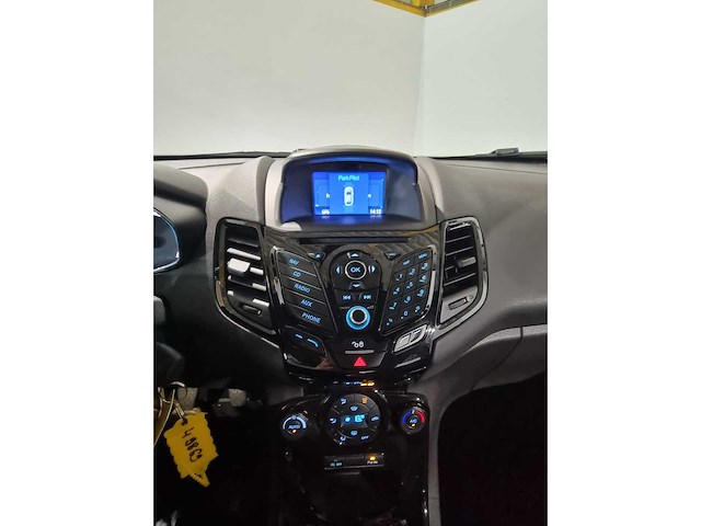 Ford fiesta 1.0 ecob. titanium, pf-277-z - afbeelding 2 van  15