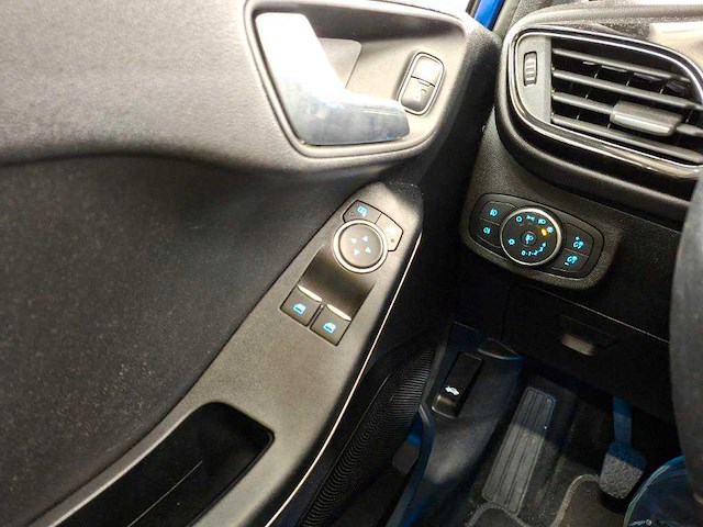 Ford fiesta 1.0 ecob titanium ; r-505-gj - afbeelding 18 van  18