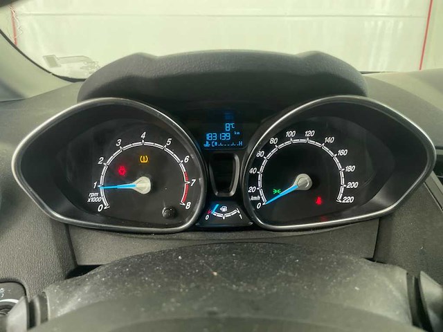 Ford fiesta 1.0 ecoboost candy blue edition; pg-162-g - afbeelding 2 van  13