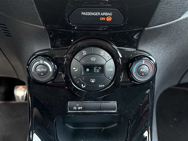 Ford fiesta 1.0 ecoboost red/black edition | 8-zhd-96 i - afbeelding 3 van  8