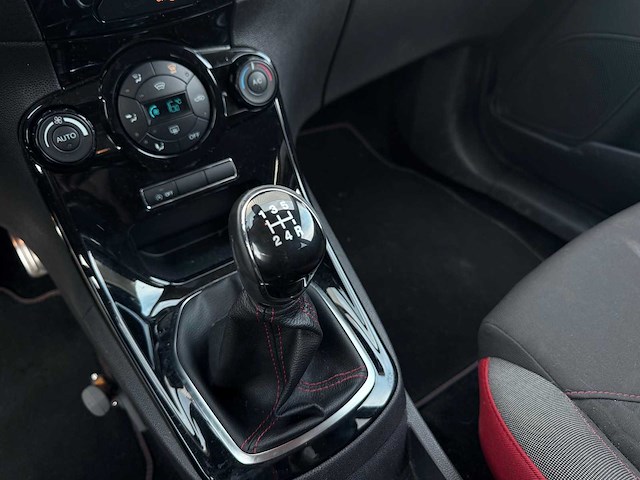 Ford fiesta 1.0 ecoboost red/black edition | 8-zhd-96 i - afbeelding 8 van  8