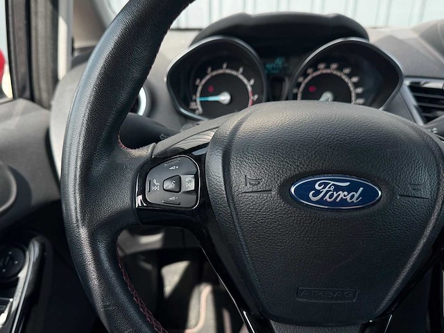 Ford fiesta 1.0 ecoboost red/black edition | 8-zhd-96 i - afbeelding 3 van  11