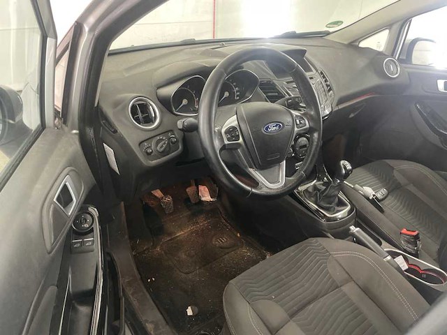 Ford fiesta 1.0 ecoboost titanium; 1-zpt-30 - afbeelding 12 van  14