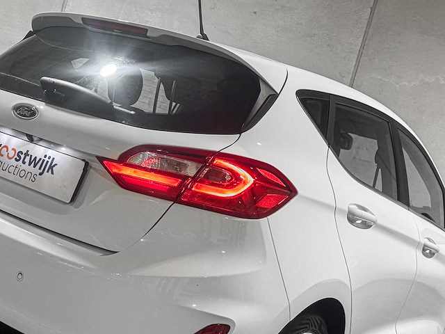 Ford fiesta 1.0 ecoboost titanium 100pk 2017, pl-448-j - afbeelding 4 van  45