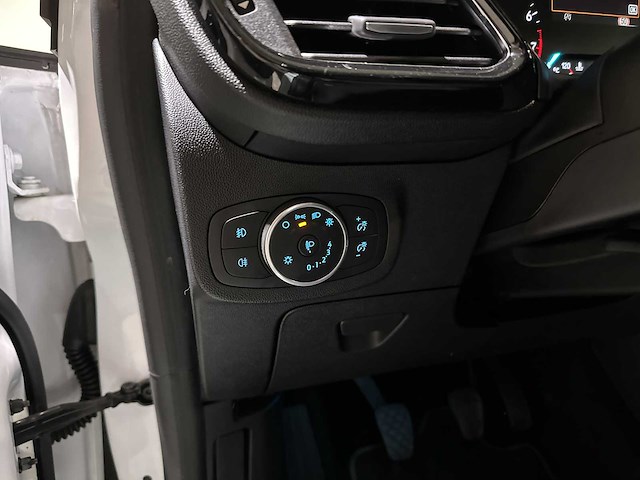 Ford fiesta 1.0 ecoboost titanium 100pk 2017, pl-448-j - afbeelding 13 van  45