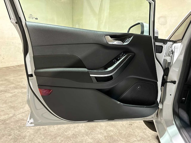 Ford fiesta 1.0 ecoboost titanium 100pk 2017, pl-448-j - afbeelding 25 van  45