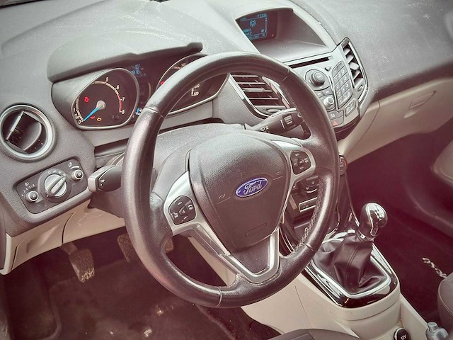 Ford fiesta 1.0 ecoboost titanium, kn-254-z - afbeelding 14 van  15