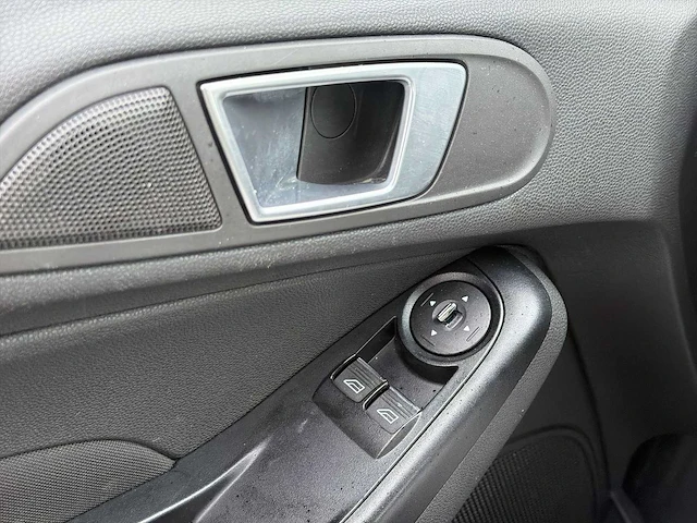 Ford fiesta 1.0 style 2013 | 08-zxg-1 - afbeelding 4 van  25