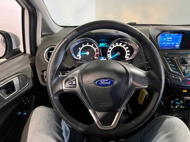 Ford fiesta 1.0 style, 6-zhx-06 - afbeelding 2 van  6