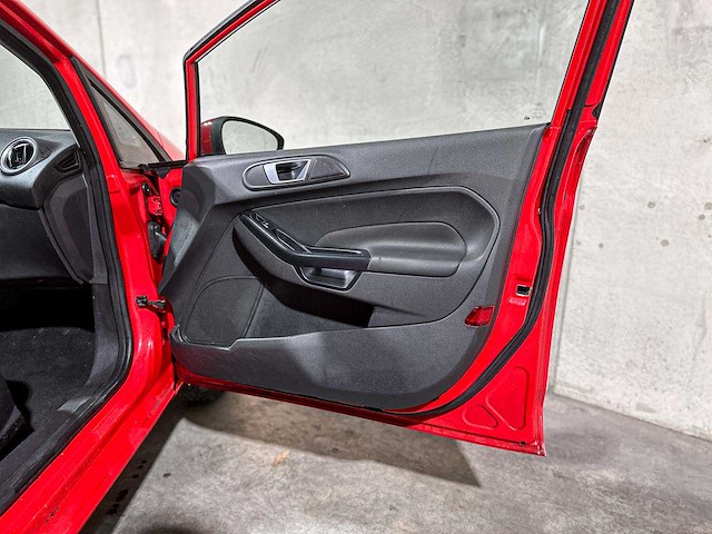 Ford fiesta 1.0 style 65pk 2014 (origineel-nl), 4-thd-34 - afbeelding 30 van  40