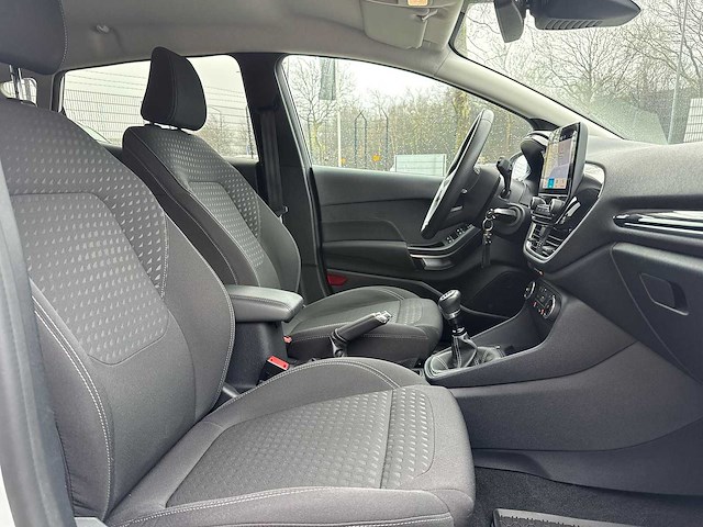 Ford fiesta 1.0 turbo titanium 2021 | k-110-rg - afbeelding 19 van  31