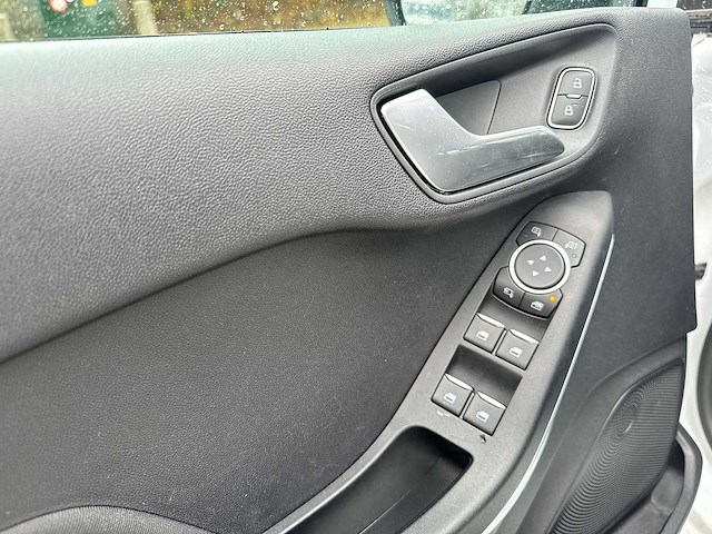 Ford fiesta 1.0 turbo titanium 2021 | k-110-rg - afbeelding 31 van  31